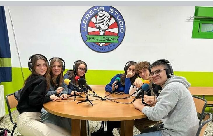INTERVISTA ALLA RADIO DELL'IES DE LLERENA